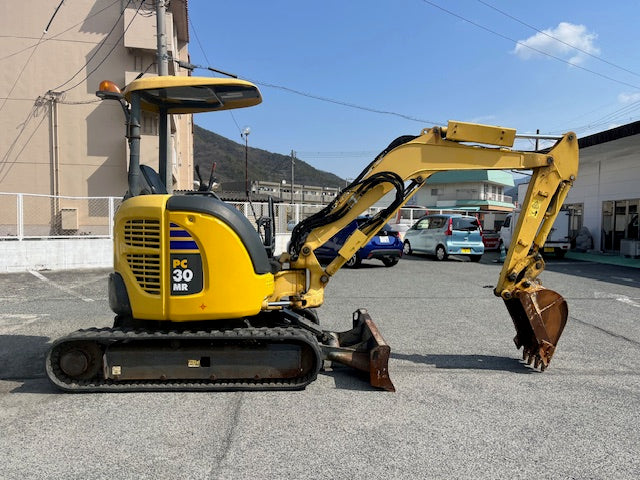 Komatsu PC30MR-3