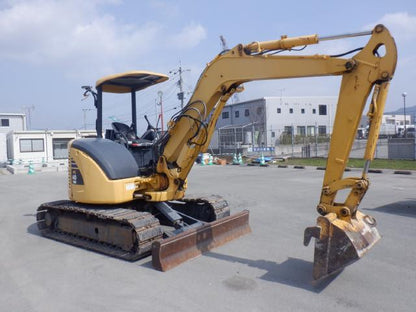 Komatsu PC40MR-2