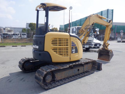 Komatsu PC40MR-2