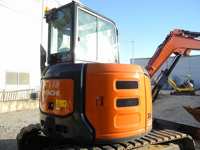 Hitachi ZX40U-5B