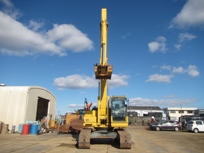 Komatsu PC200-8N1