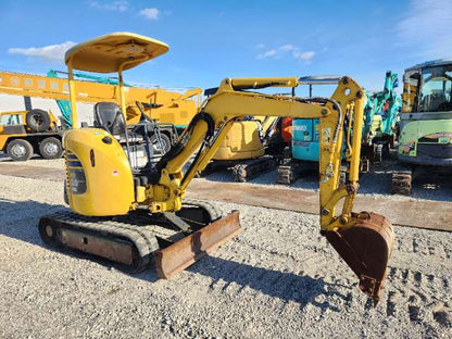 Komatsu PC20MR-3